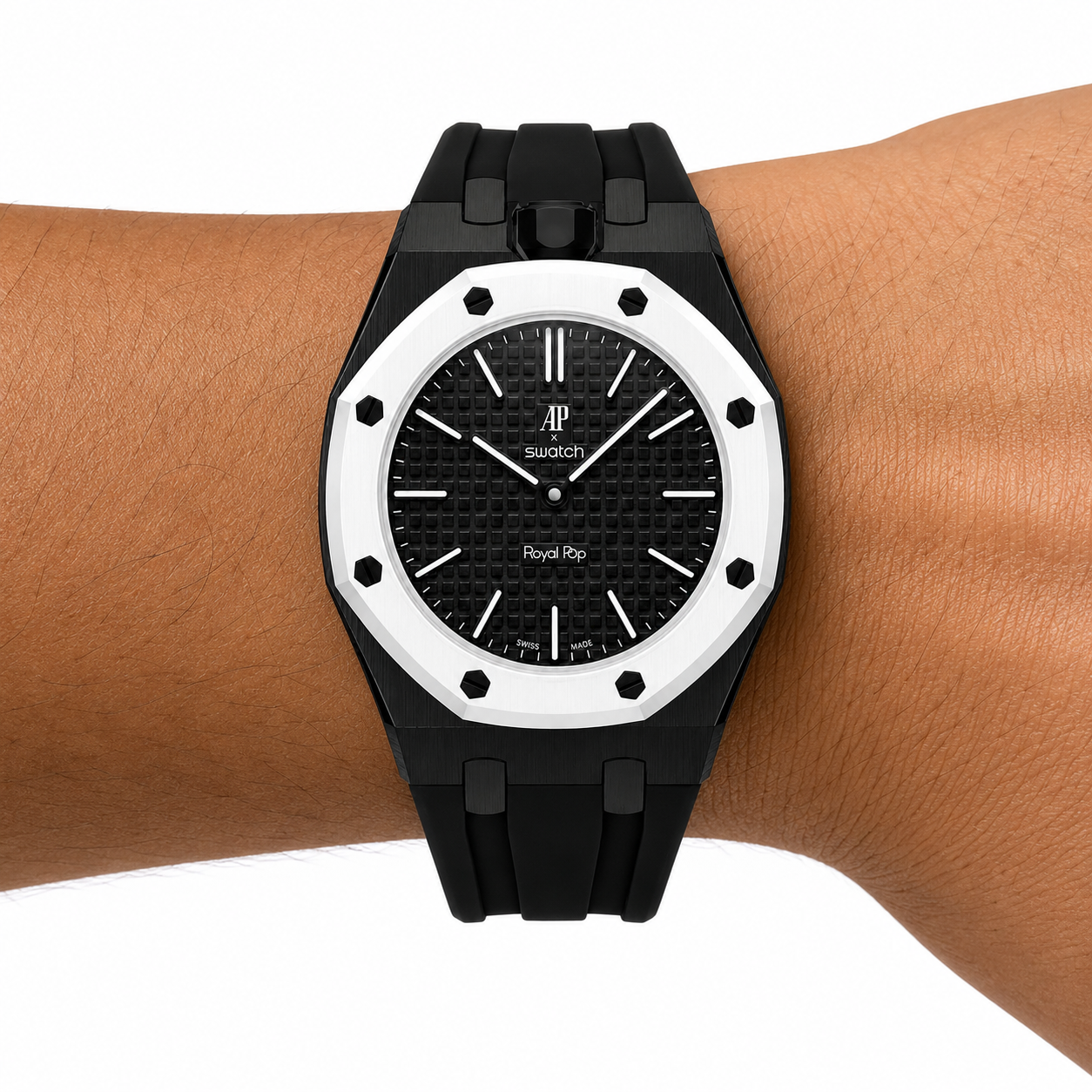 Swatch × AP ロイヤルポップ用 カスタム バンド ロイヤルポップ 黒 All Black Steel Case & Rubber Strap — for AP × Swatch Royal Pop