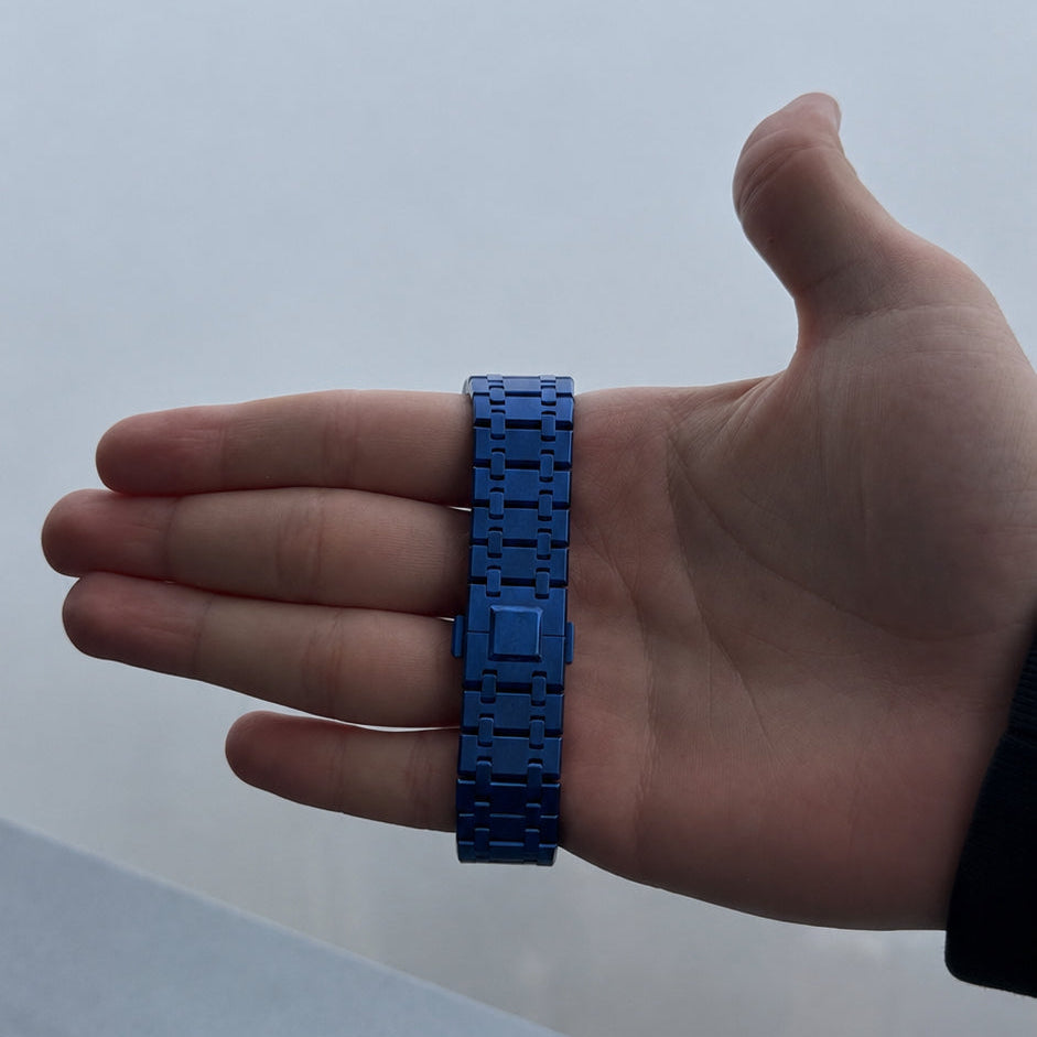 Ocean Blue — Metal Strap — Savonnette