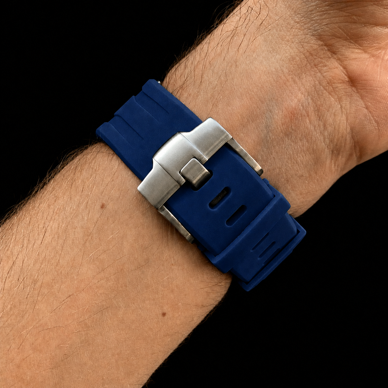 Navy — Rubber Strap — Lépine